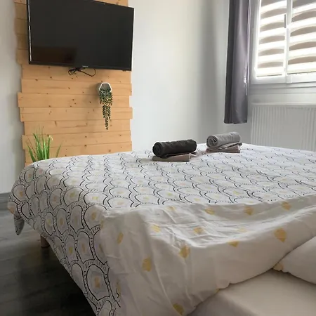 L'ecluse Des Fontinettes, Maison De Atypique Apartment Arques (Pas-de-Calais)